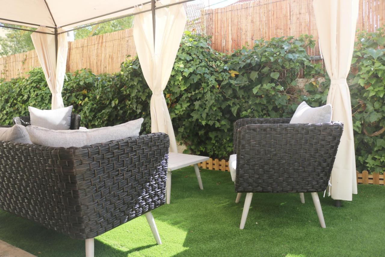 Green Element Guesthouse Costa da Caparica Bagian luar foto