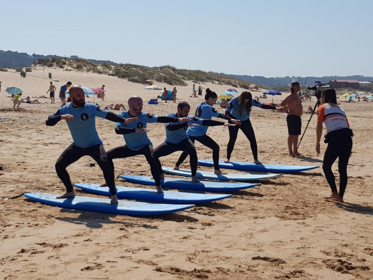 Green Element Guesthouse Costa da Caparica Bagian luar foto
