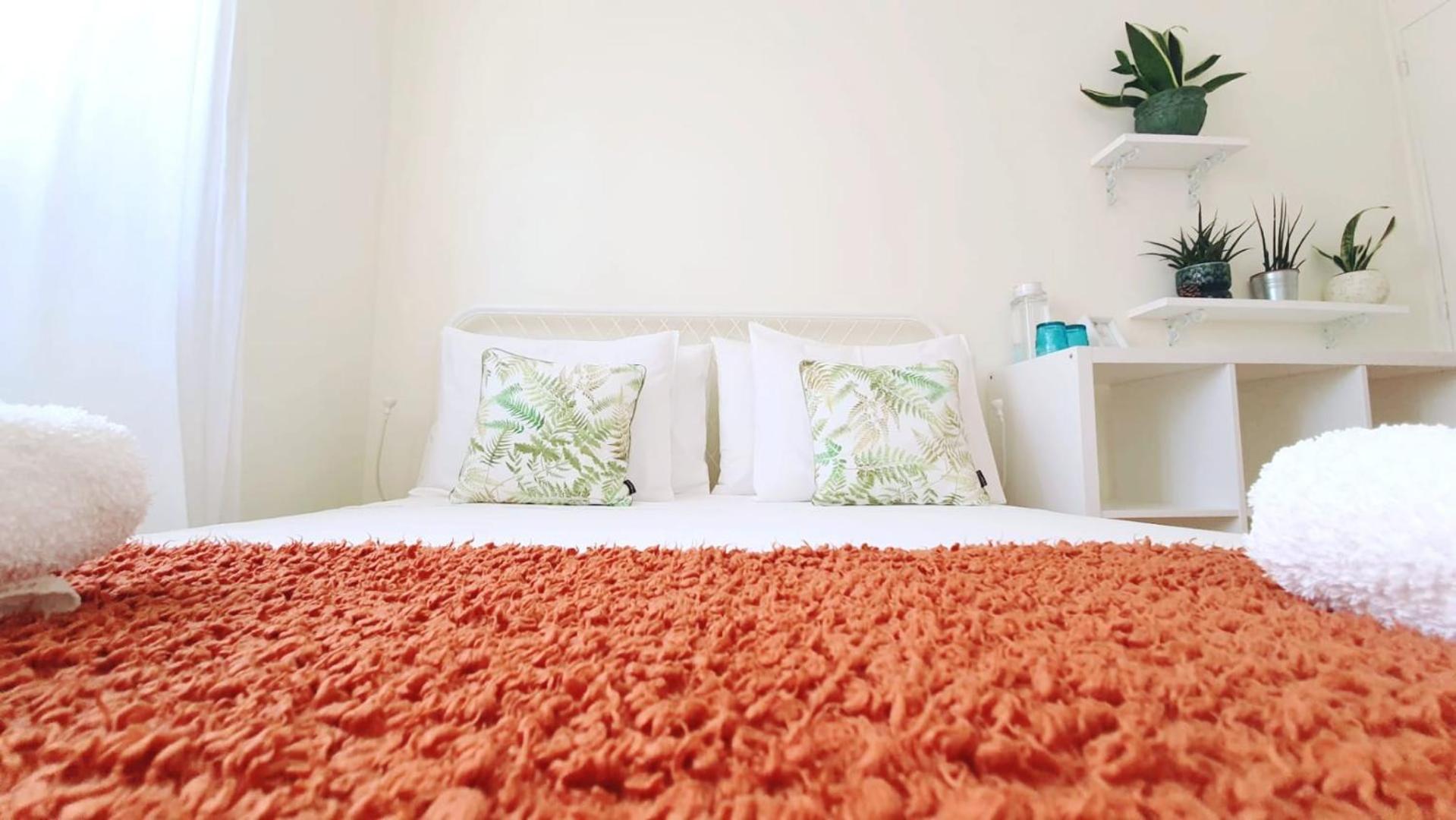 Green Element Guesthouse Costa da Caparica Ruang foto